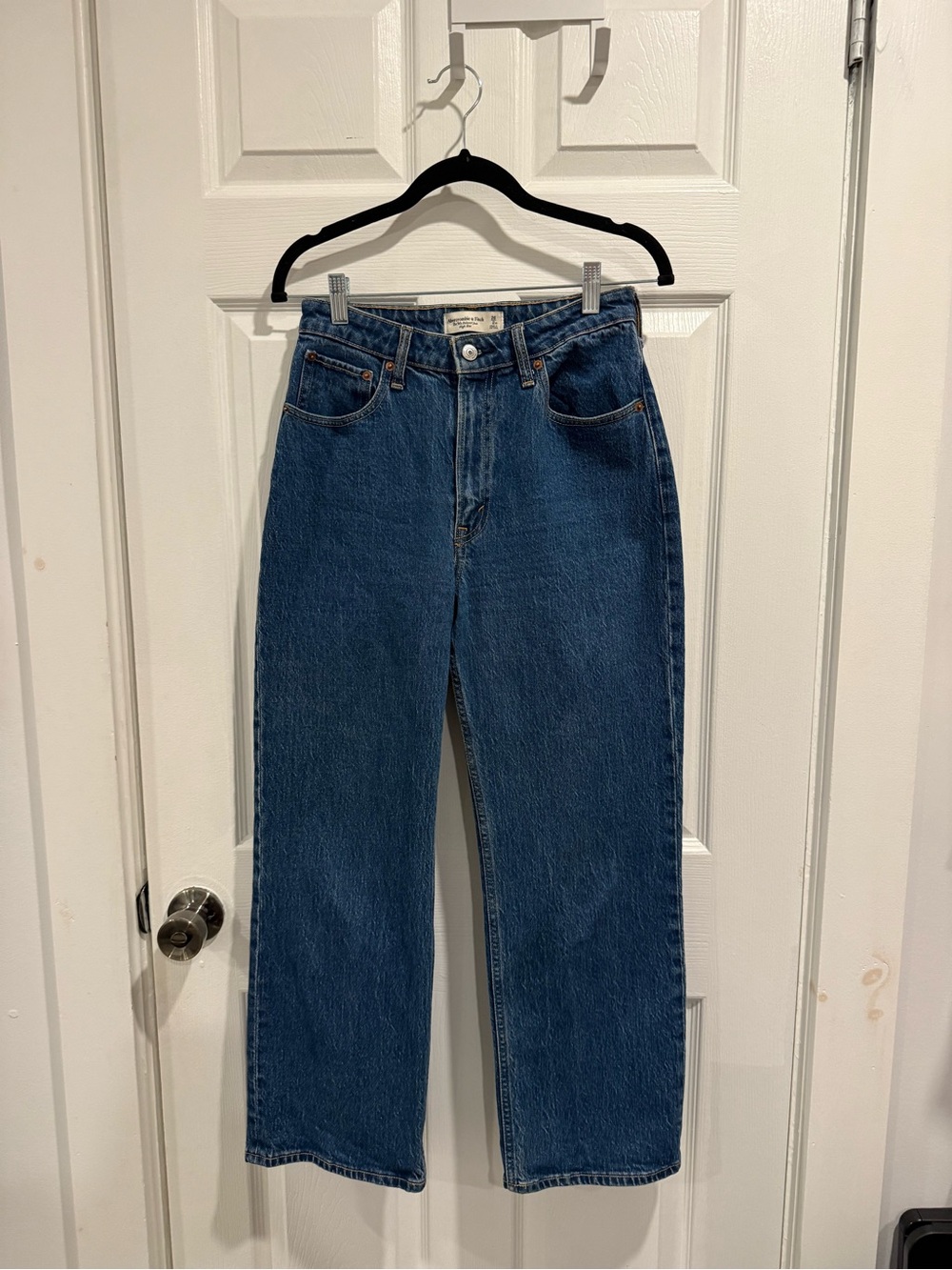 Abercrombie & Fitch Women's 90s Relaxed Jeans - Medium Blue
